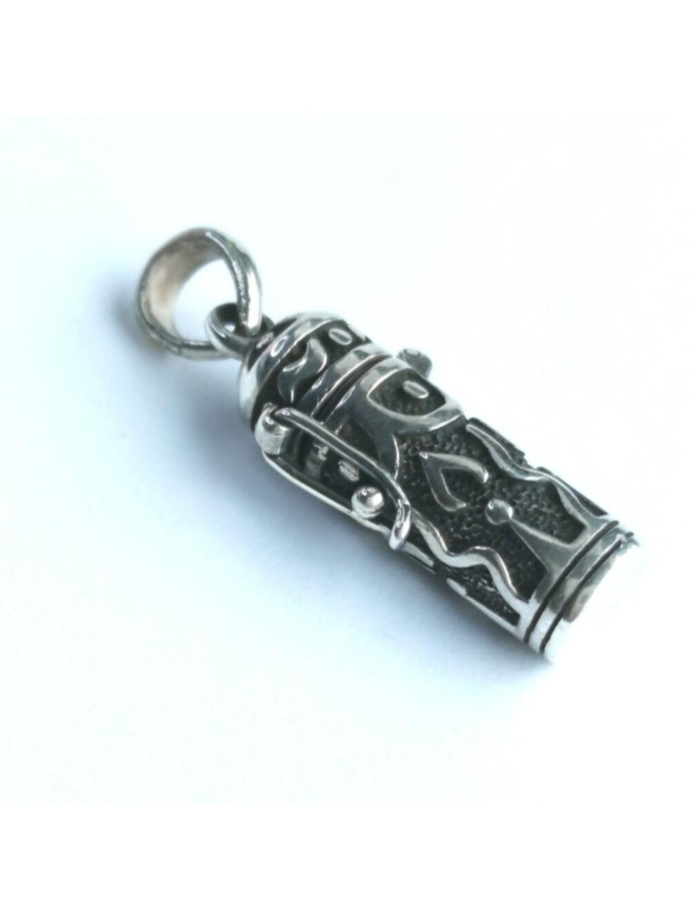Sterling Silver Ash Box Locket Pendant Keepsake "Candle in the Wind" - Picture 8 of 8